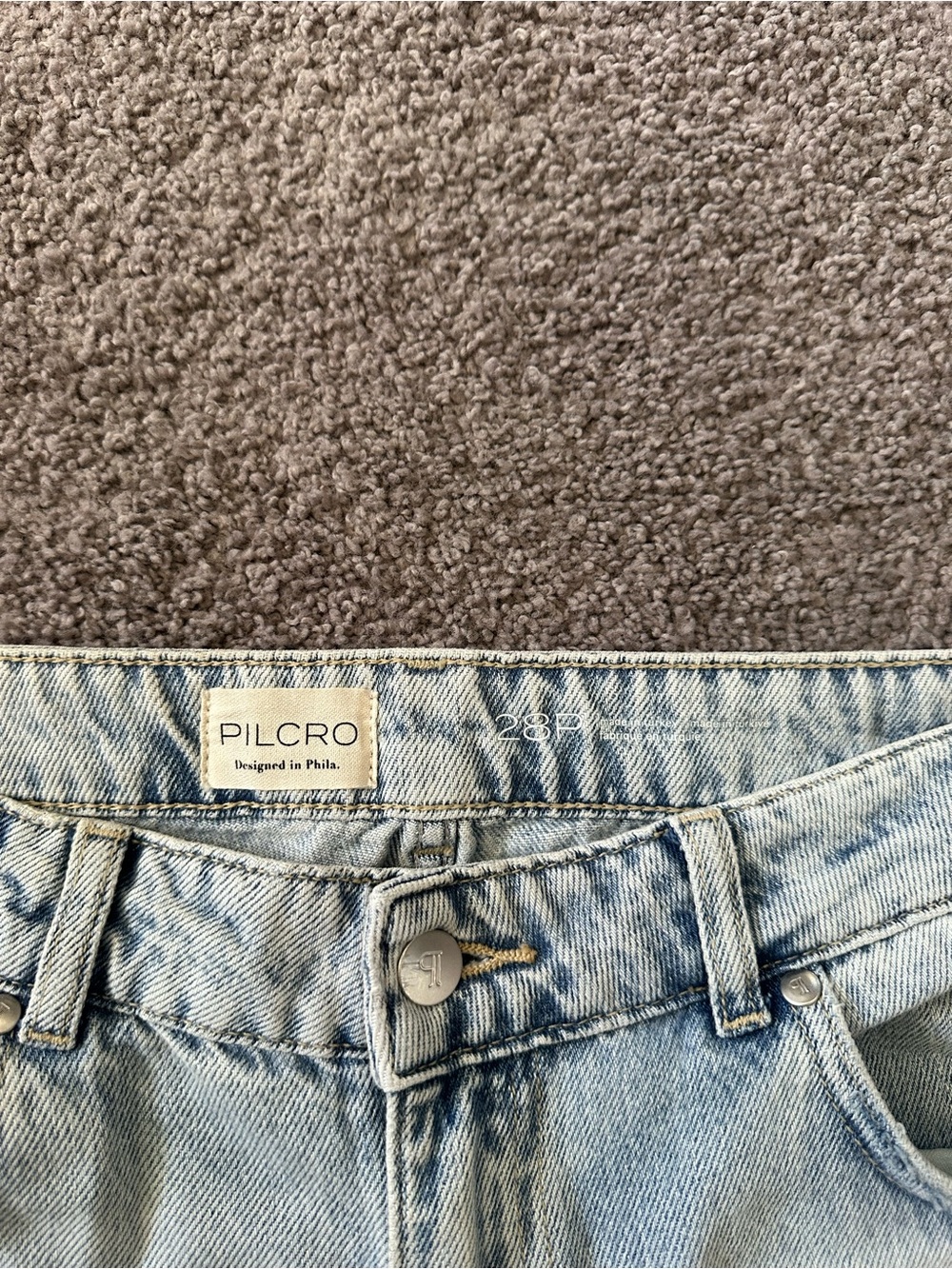 Pilcro Reworked Mid Rise Relaxed Straight Leg Jeans - Picture 3 of 8